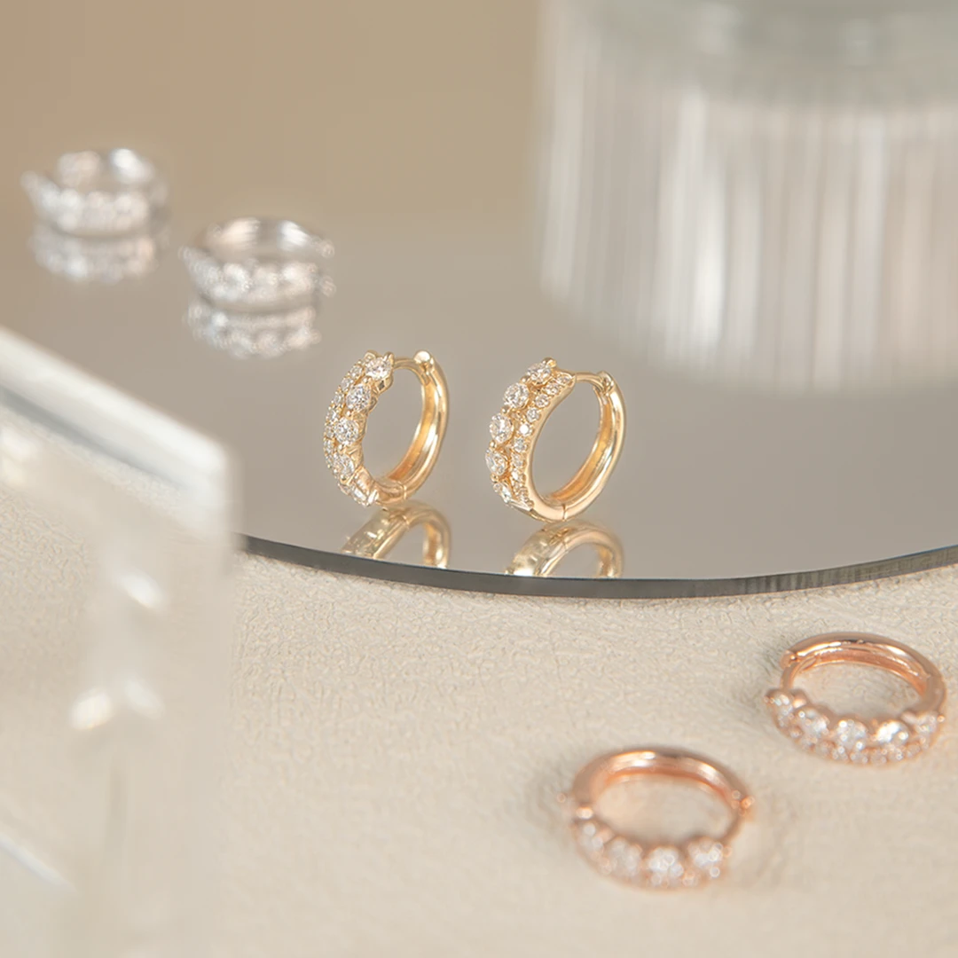 Chic two-row diamond hoops 7mm